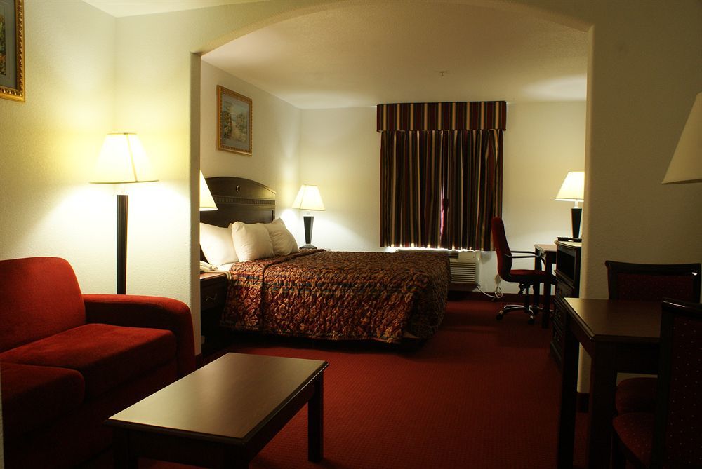 Quality Inn & Suites Port Arthur - Nederland Экстерьер фото