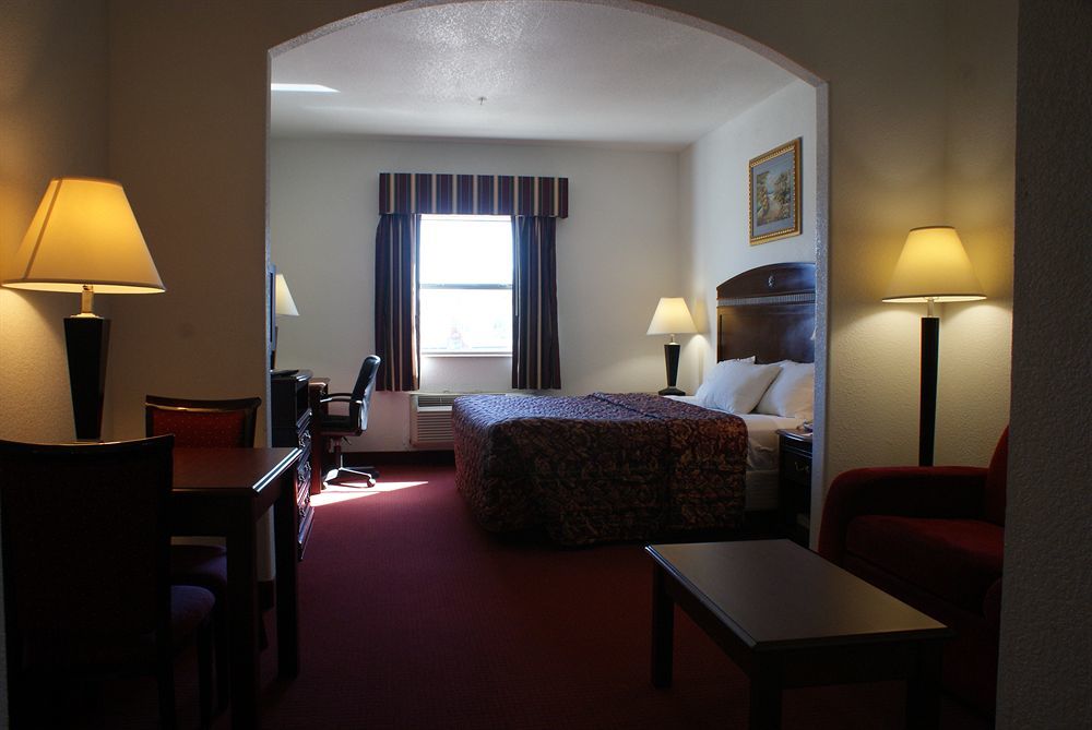 Quality Inn & Suites Port Arthur - Nederland Экстерьер фото