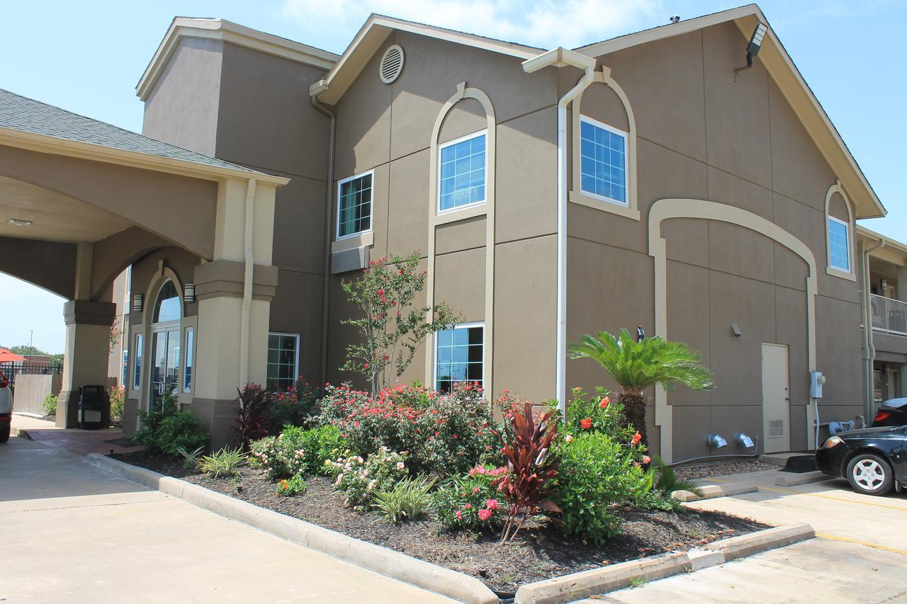 Quality Inn & Suites Port Arthur - Nederland Экстерьер фото